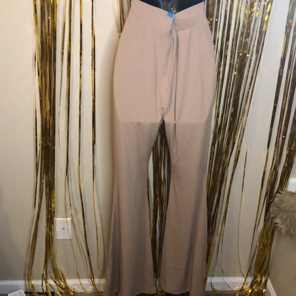 NWT Tan Lace up front flared pants - Picture 5 of 6
